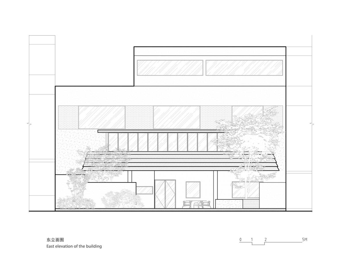 接梯空间：旧厂房，新书咖  / 素造建筑
