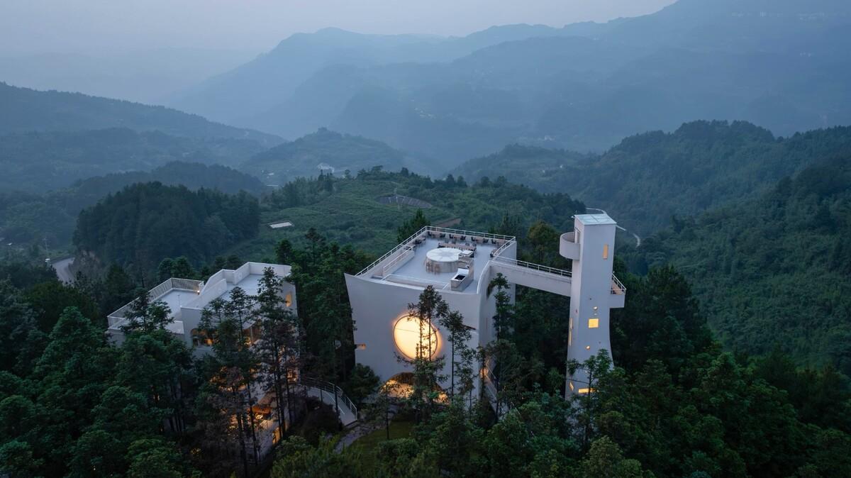 仙那度·重重山 / 城外建筑