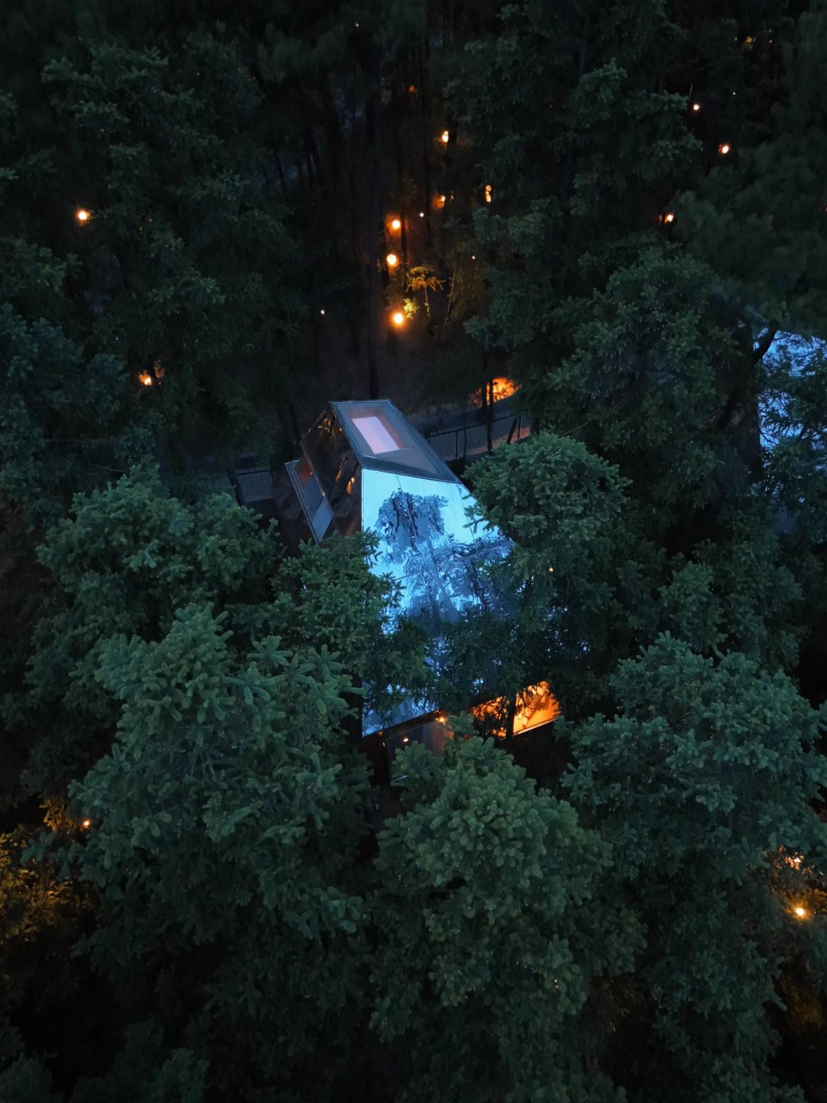 仙那度·重重山 / 城外建筑