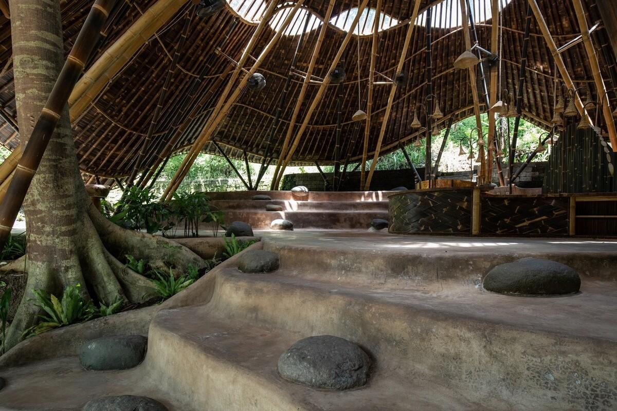 达普尔·纳加共享厨房与用餐空间 / Bamboo U