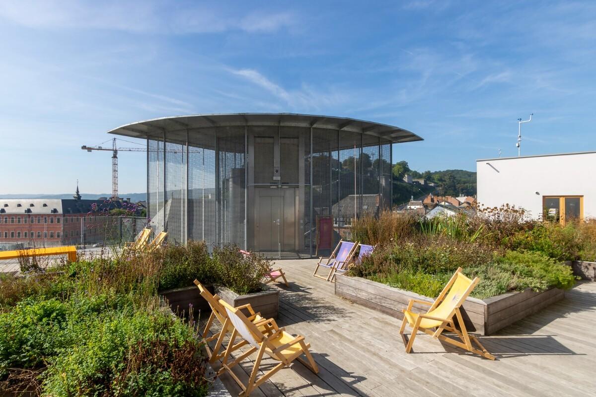 那慕尔省文化之家 / Philippe Samyn and Partners