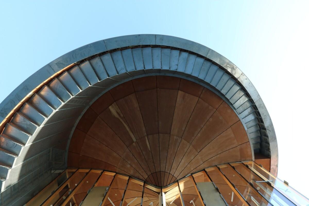 那慕尔省文化之家 / Philippe Samyn and Partners