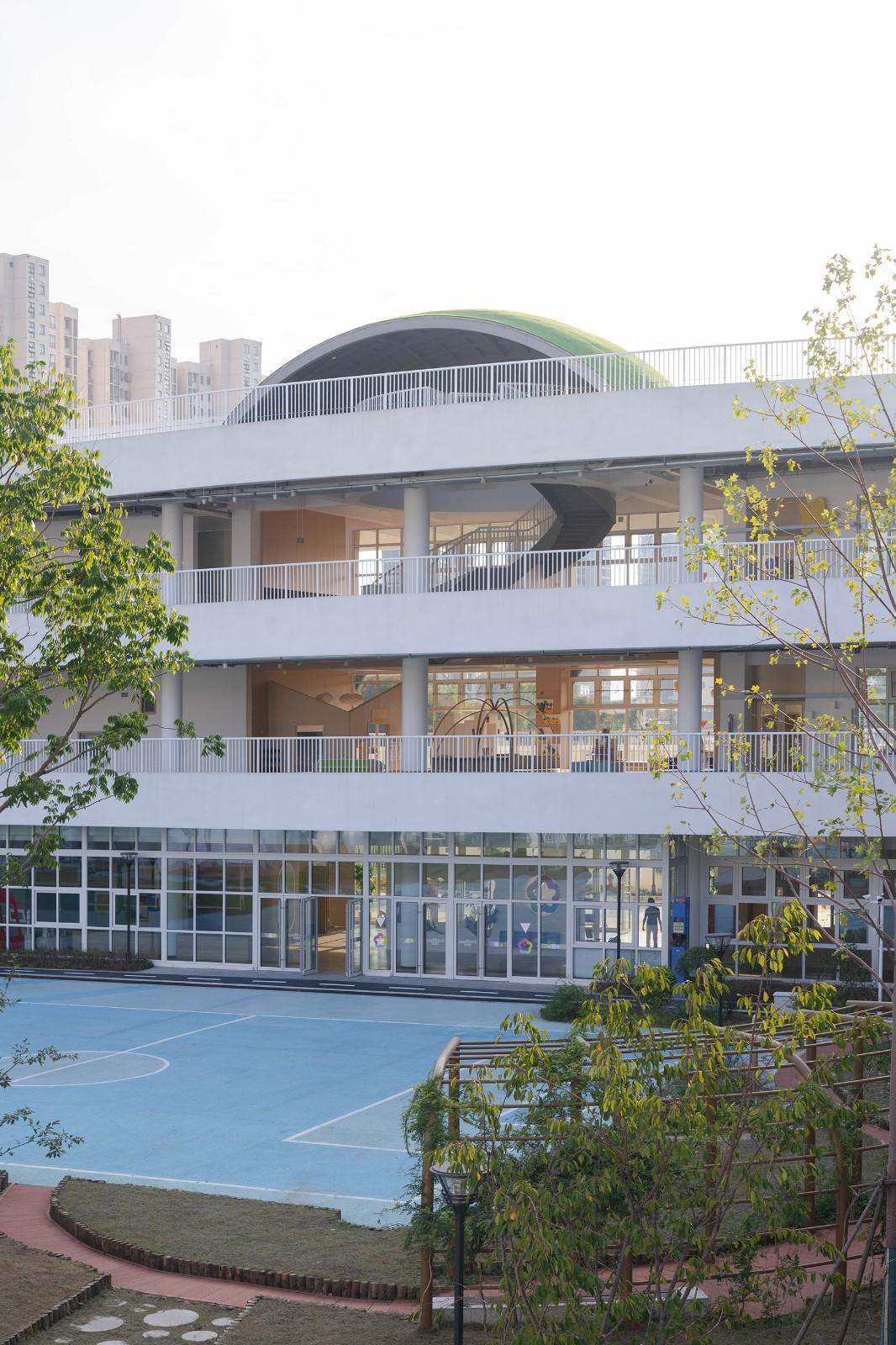 无锡华星幼儿园 / 元秀万建筑事务所