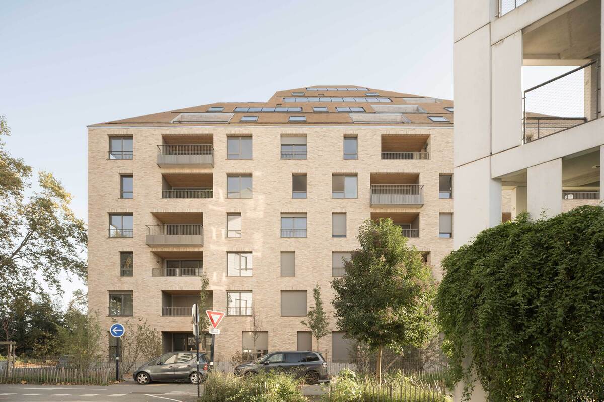 B09 建筑岛 / urbanmakers + Selva & Maugin Architectes