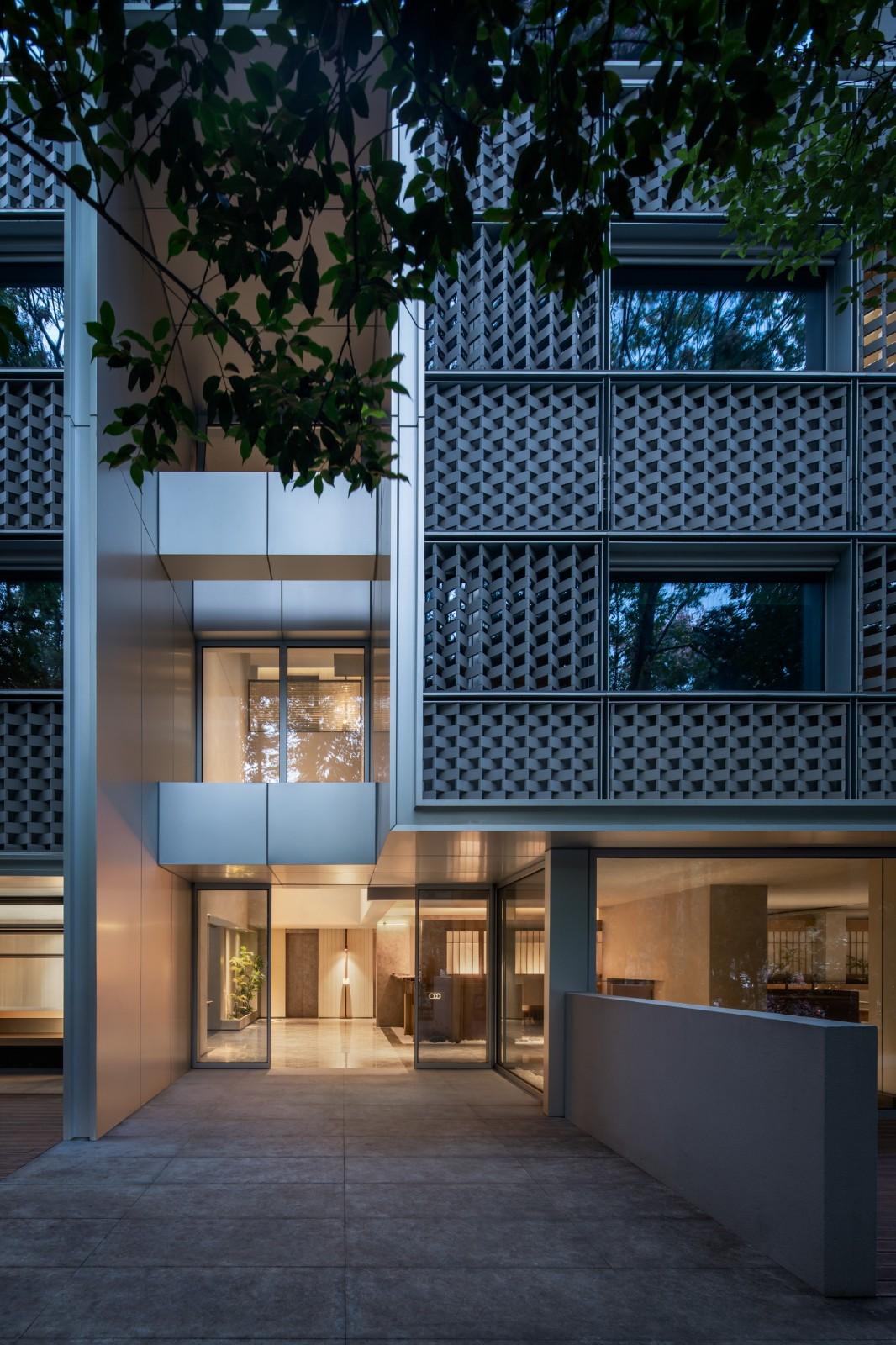 南京鼓楼锦上 OCC 餐厅 / BUZZ 建筑事务所