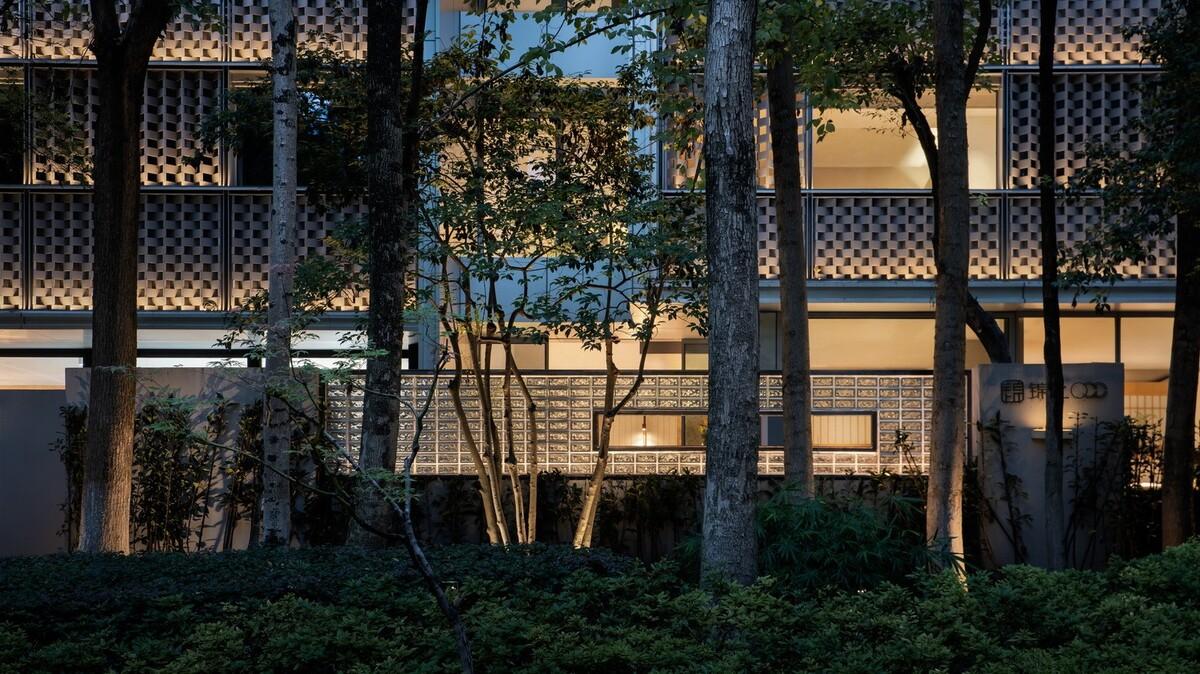 南京鼓楼锦上 OCC 餐厅 / BUZZ 建筑事务所