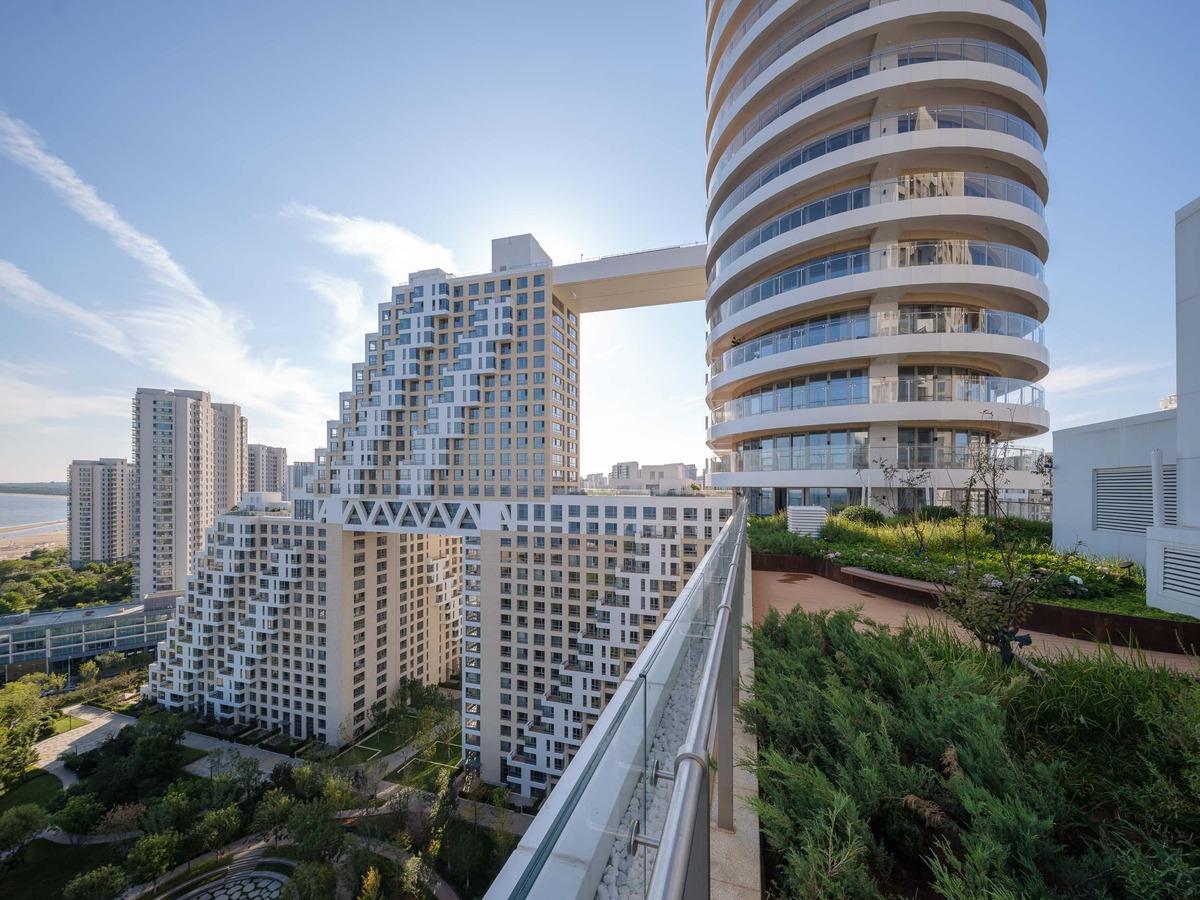 秦皇岛海碧台二期全线建成 / 萨夫迪建筑事务所