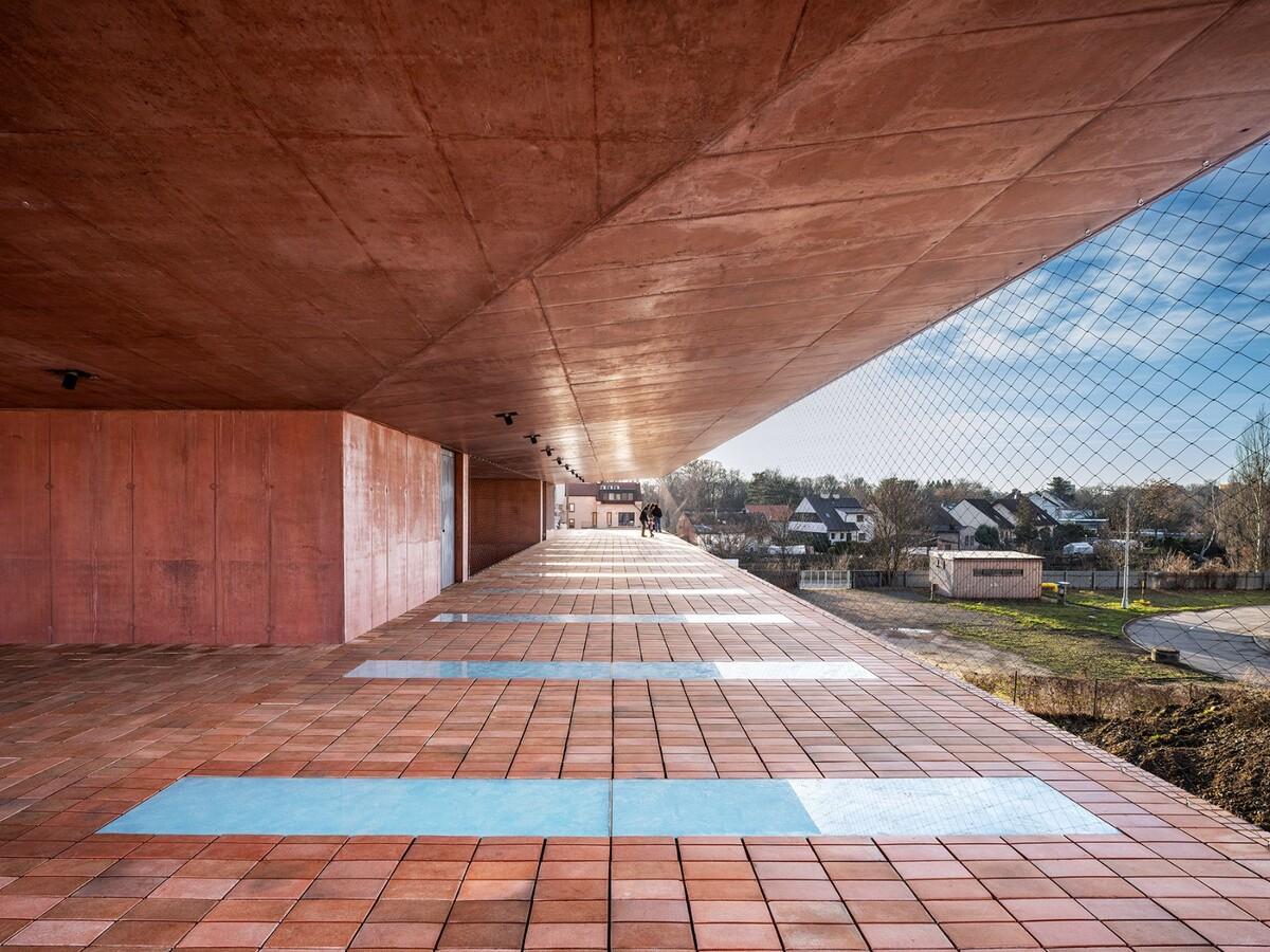 帕尔杜比采 GAMPA、Sféra 建筑群与自动化工厂公共空间 / Šépka architekti