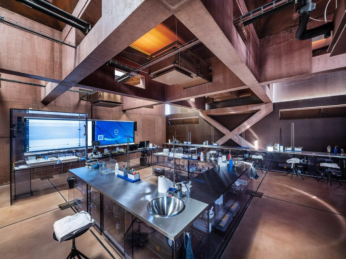 帕尔杜比采 GAMPA、Sféra 建筑群与自动化工厂公共空间 / Šépka architekti