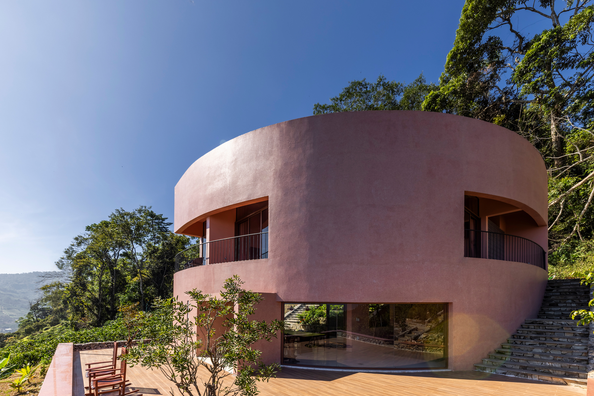 包朗度假屋 / 6717 Studio