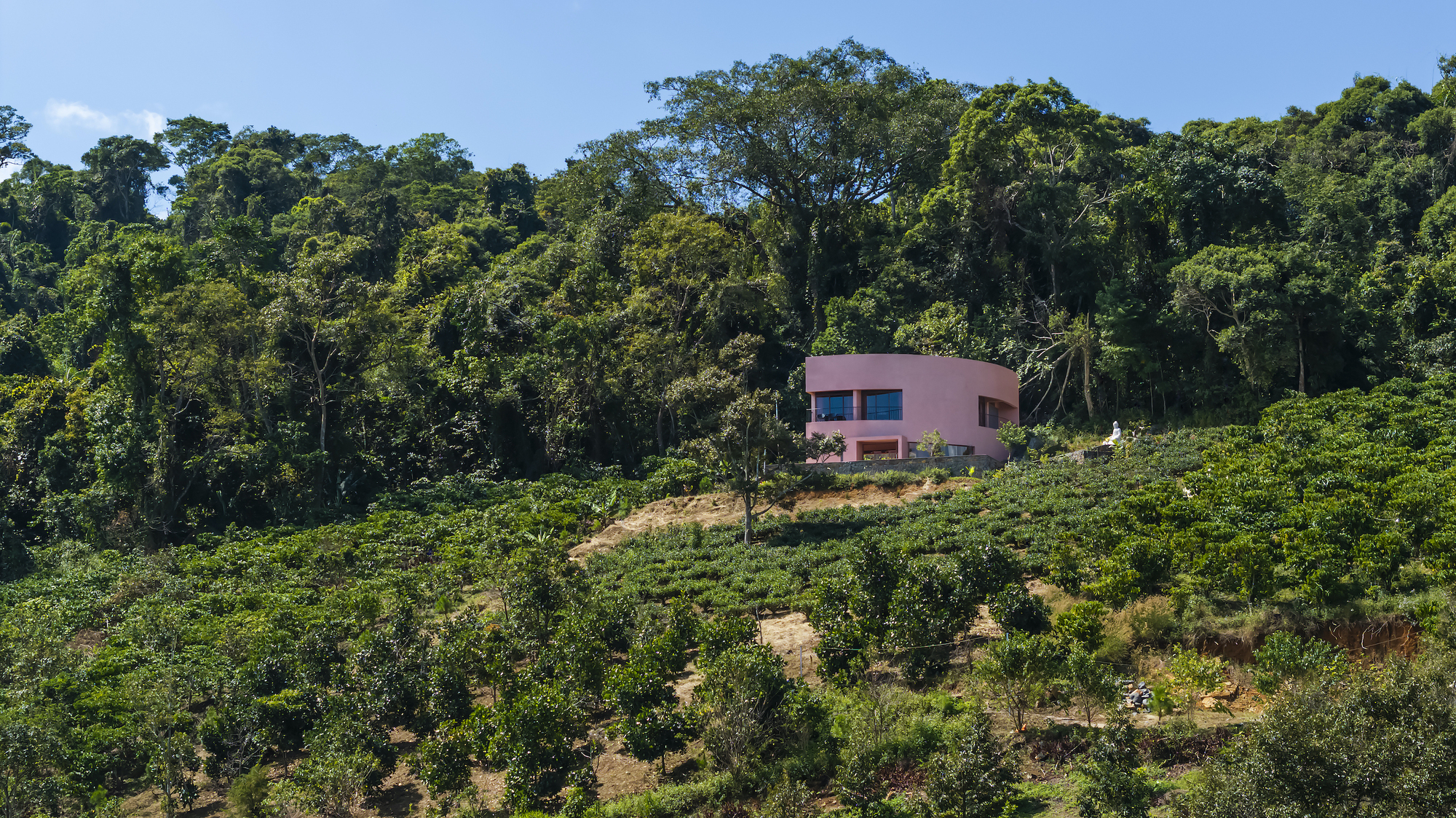 包朗度假屋 / 6717 Studio