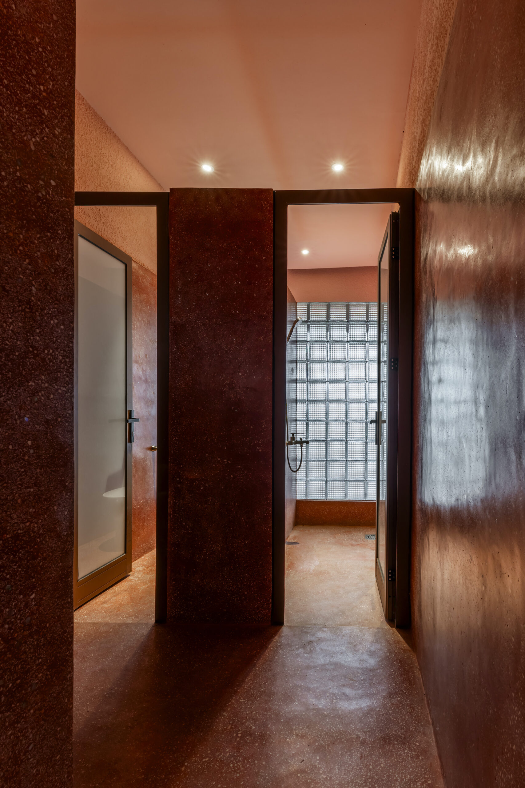 包朗度假屋 / 6717 Studio
