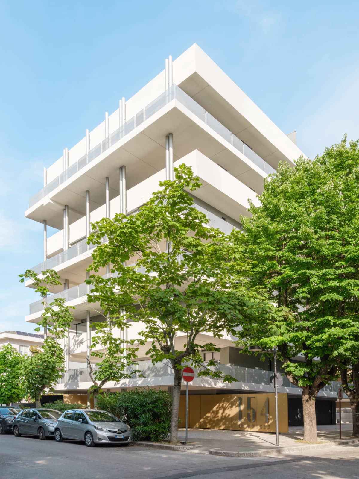 德阿米奇斯154号住宅建筑 / Giovanni Vaccarini Architetti