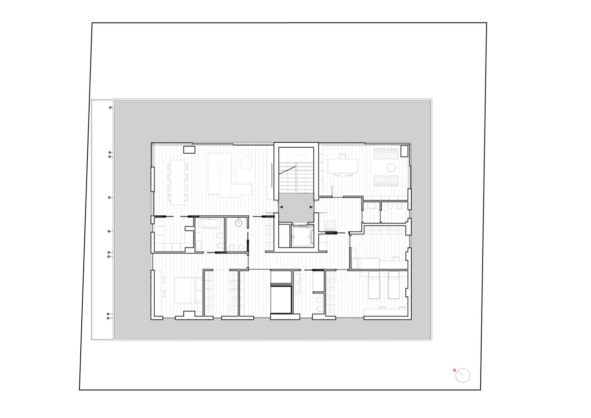 德阿米奇斯154号住宅建筑 / Giovanni Vaccarini Architetti