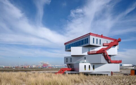 「波特兰蒂斯」游客及展览中心，鹿特丹港 / MVRDV