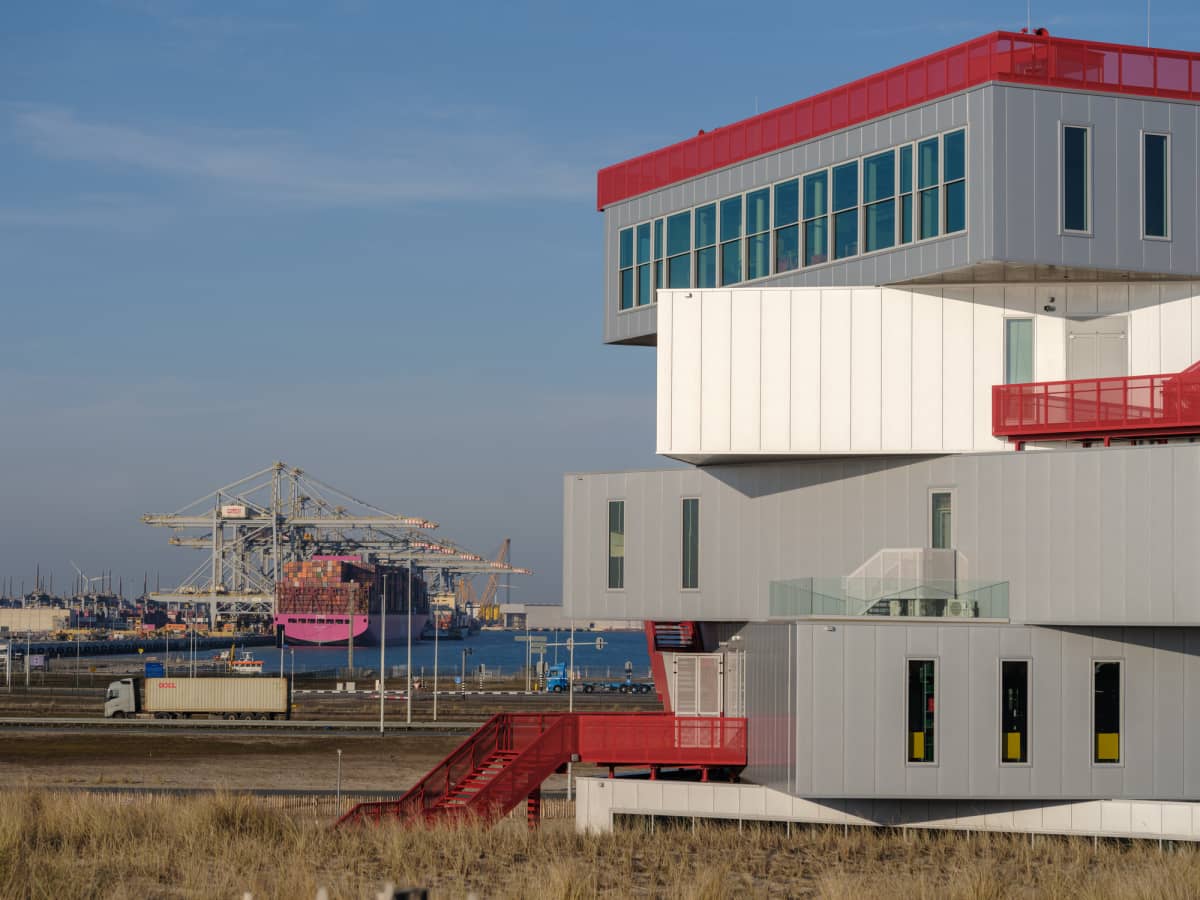 「波特兰蒂斯」游客及展览中心，鹿特丹港 / MVRDV