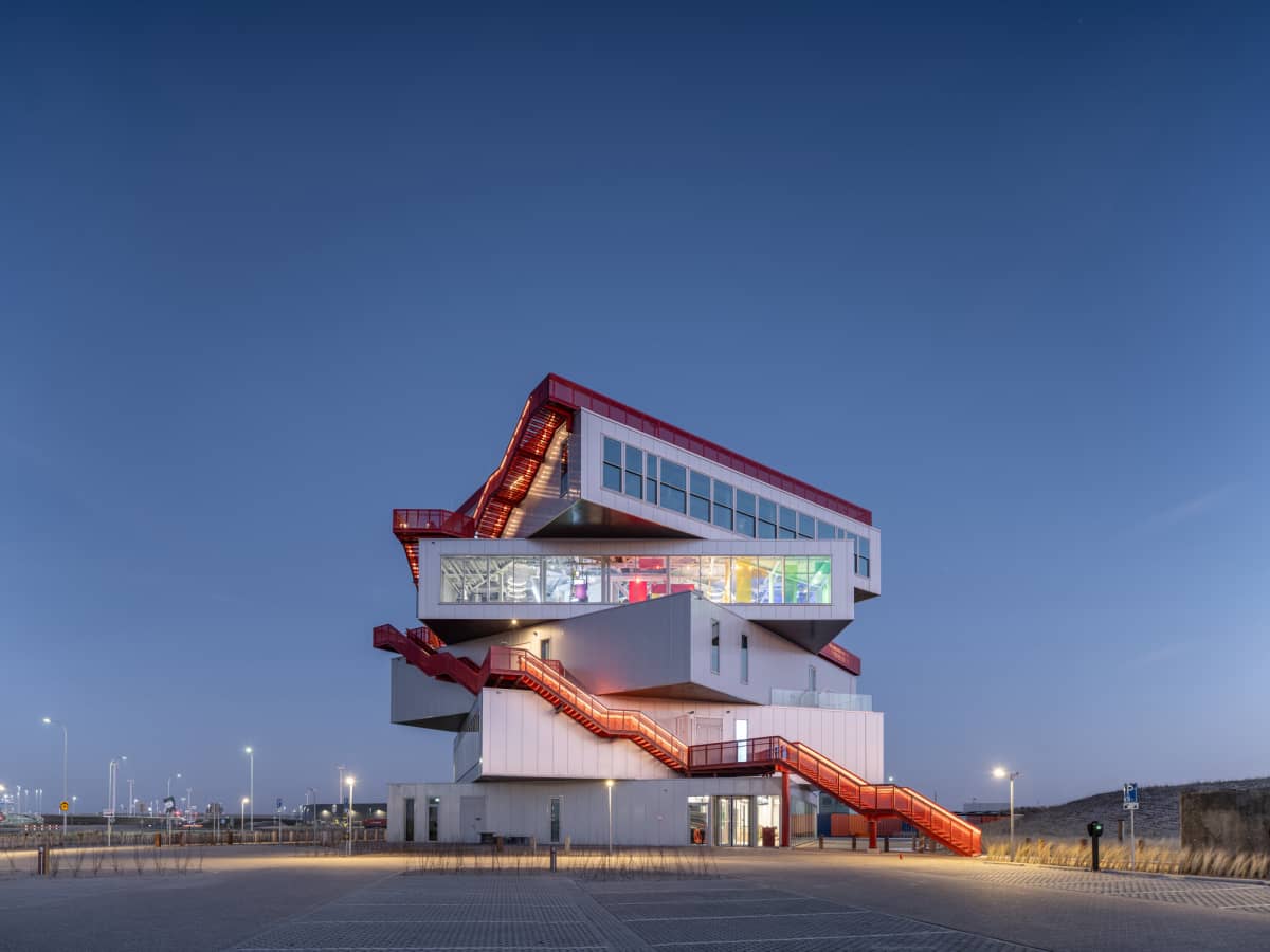 「波特兰蒂斯」游客及展览中心，鹿特丹港 / MVRDV