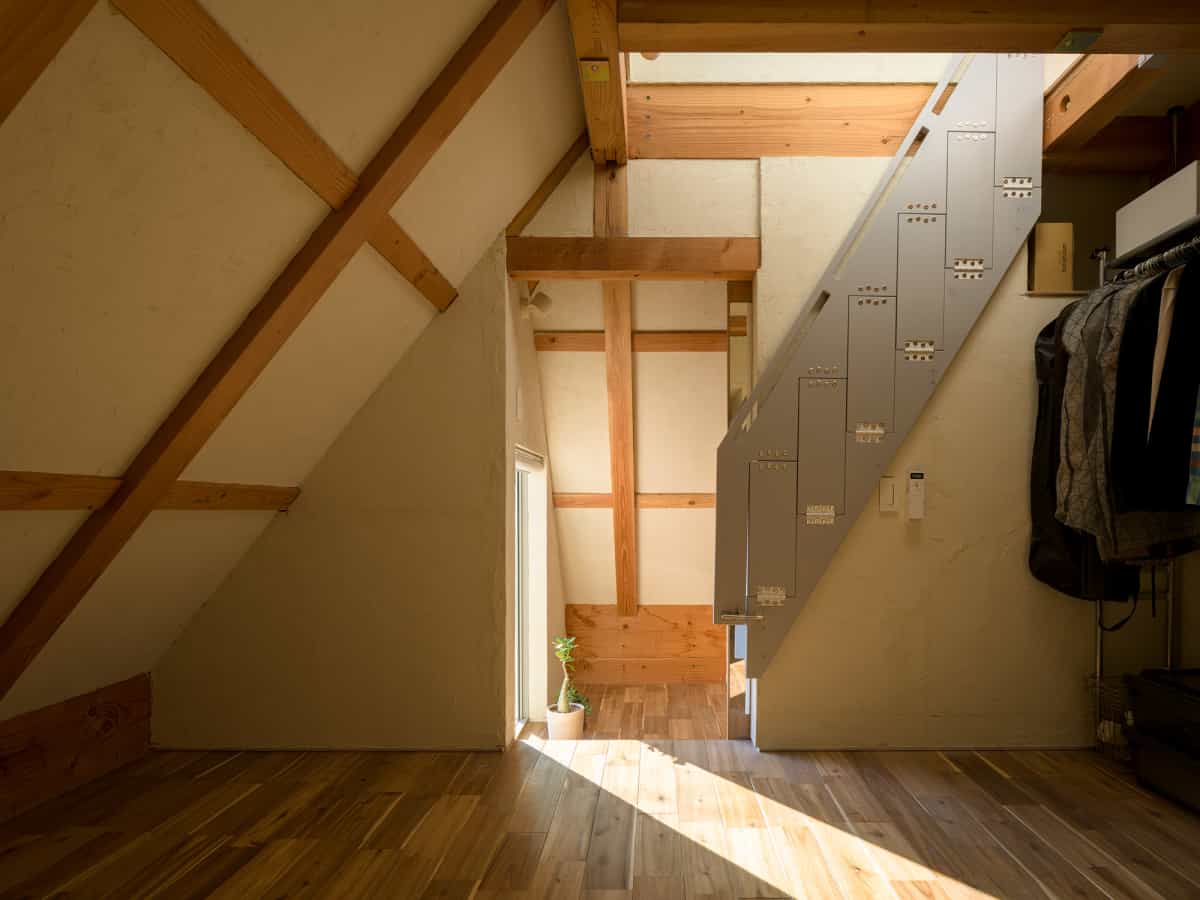 街角小屋/ KOMINORU Design