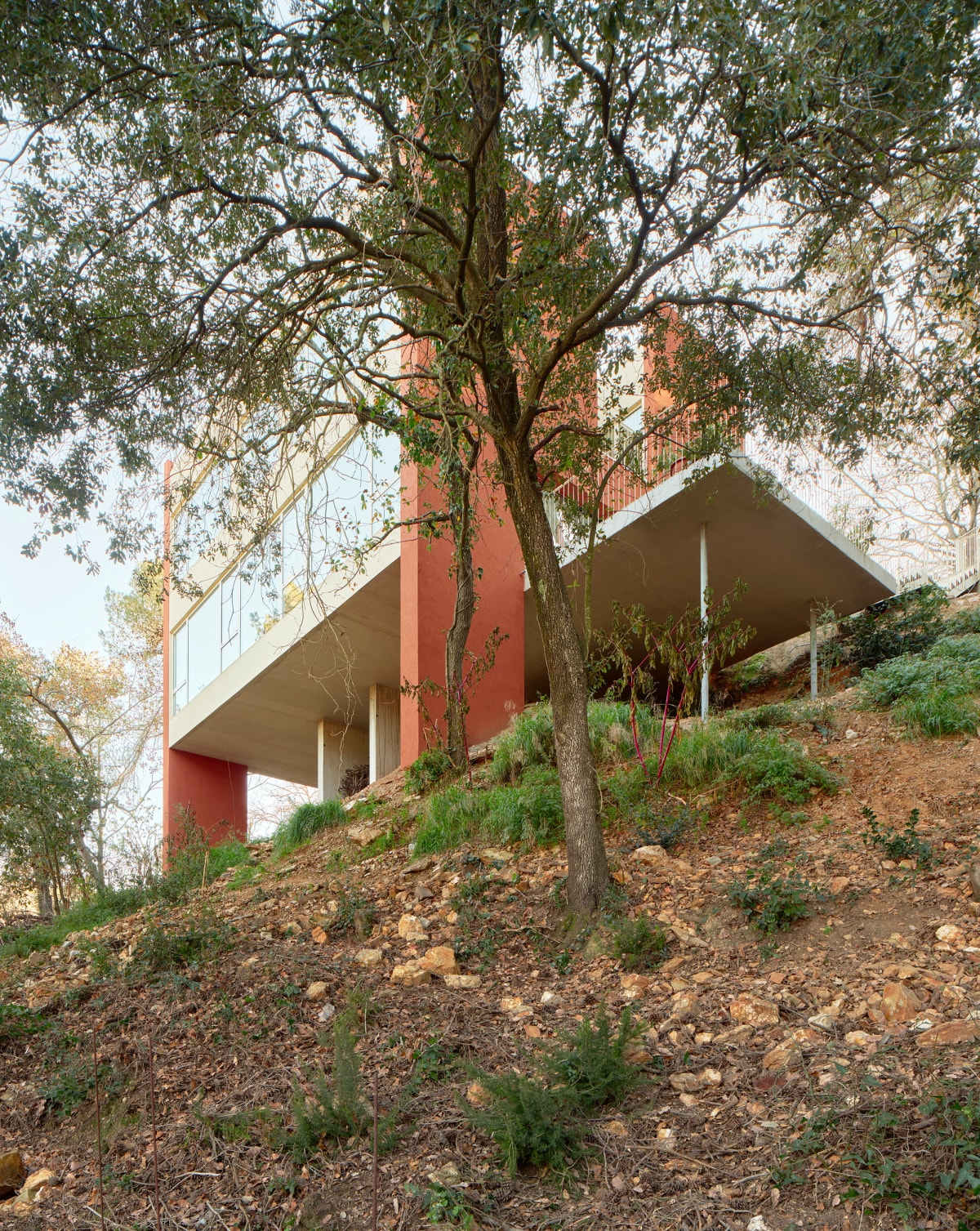 Magarola住宅：西班牙陡坡上的诗意栖居 / Raúl Sanchez Architects
