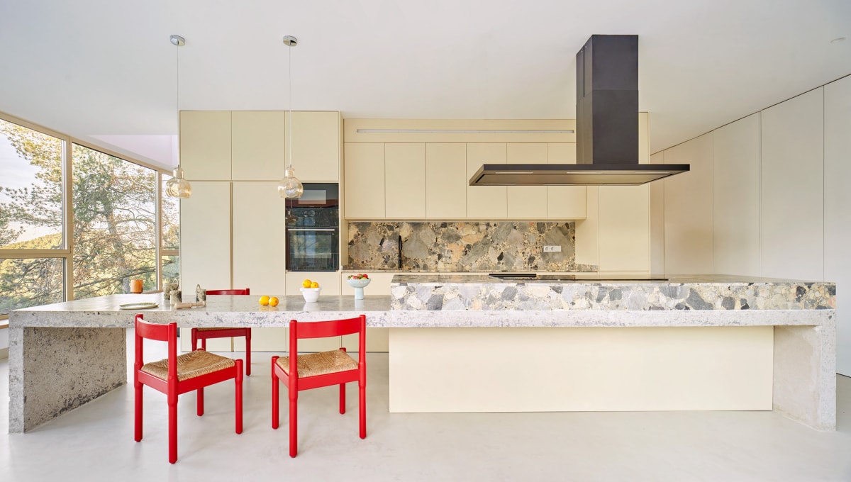 Magarola住宅：西班牙陡坡上的诗意栖居 / Raúl Sanchez Architects