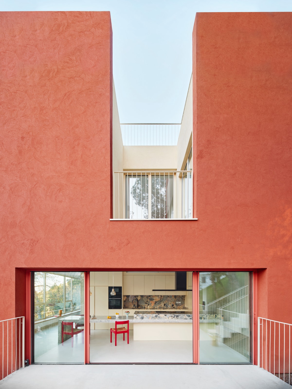 Magarola住宅：西班牙陡坡上的诗意栖居 / Raúl Sanchez Architects