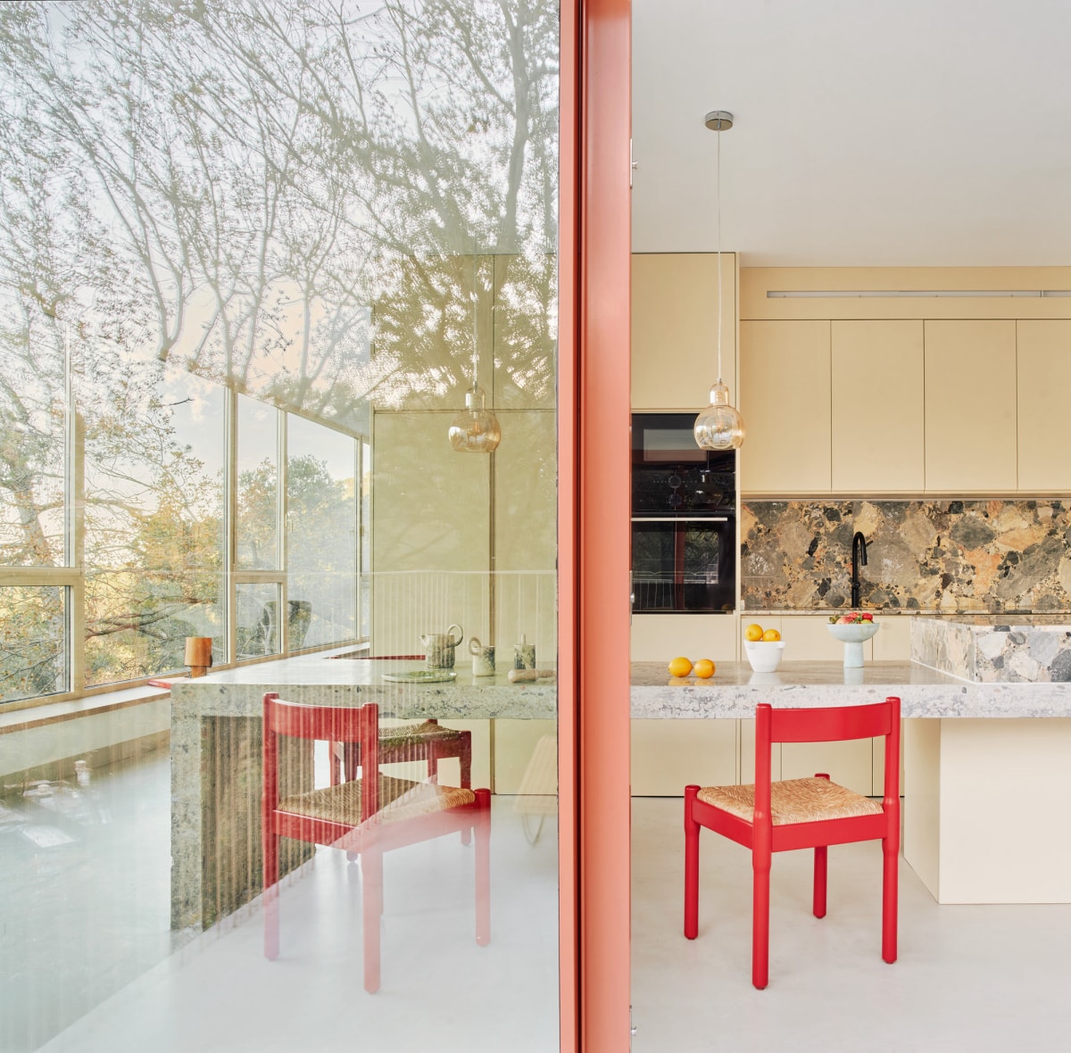 Magarola住宅：西班牙陡坡上的诗意栖居 / Raúl Sanchez Architects