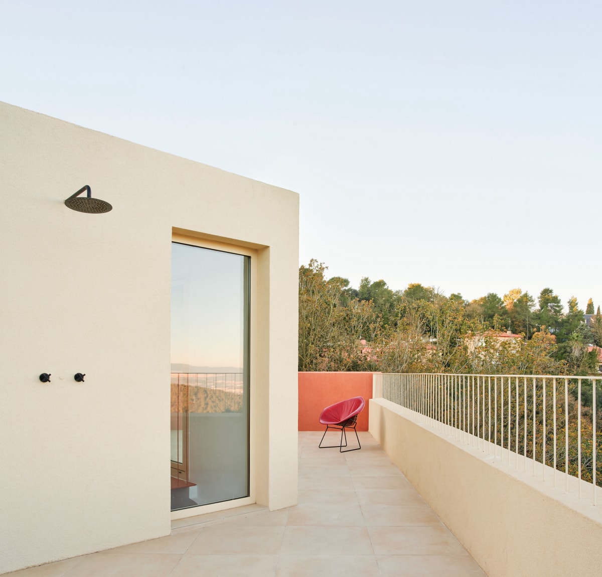 Magarola住宅：西班牙陡坡上的诗意栖居 / Raúl Sanchez Architects