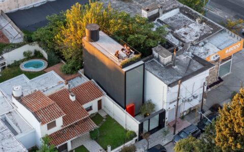 弗兰·维尼亚斯事务所 / FV Arquitectos