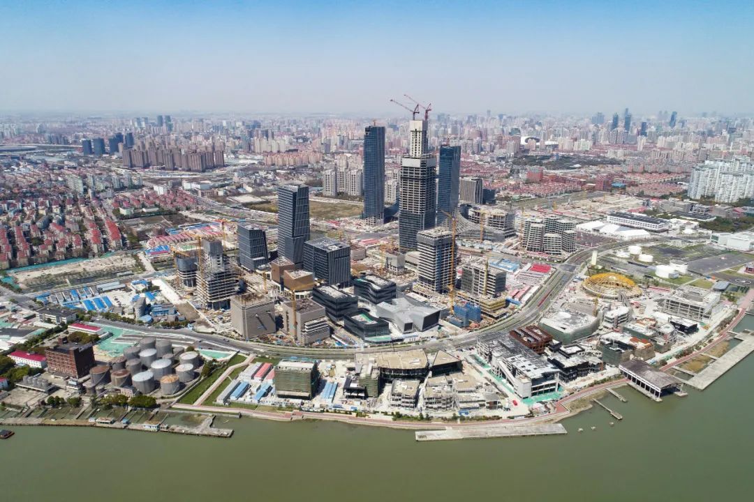 上海 GATE M 西岸梦中心地 / MVRDV