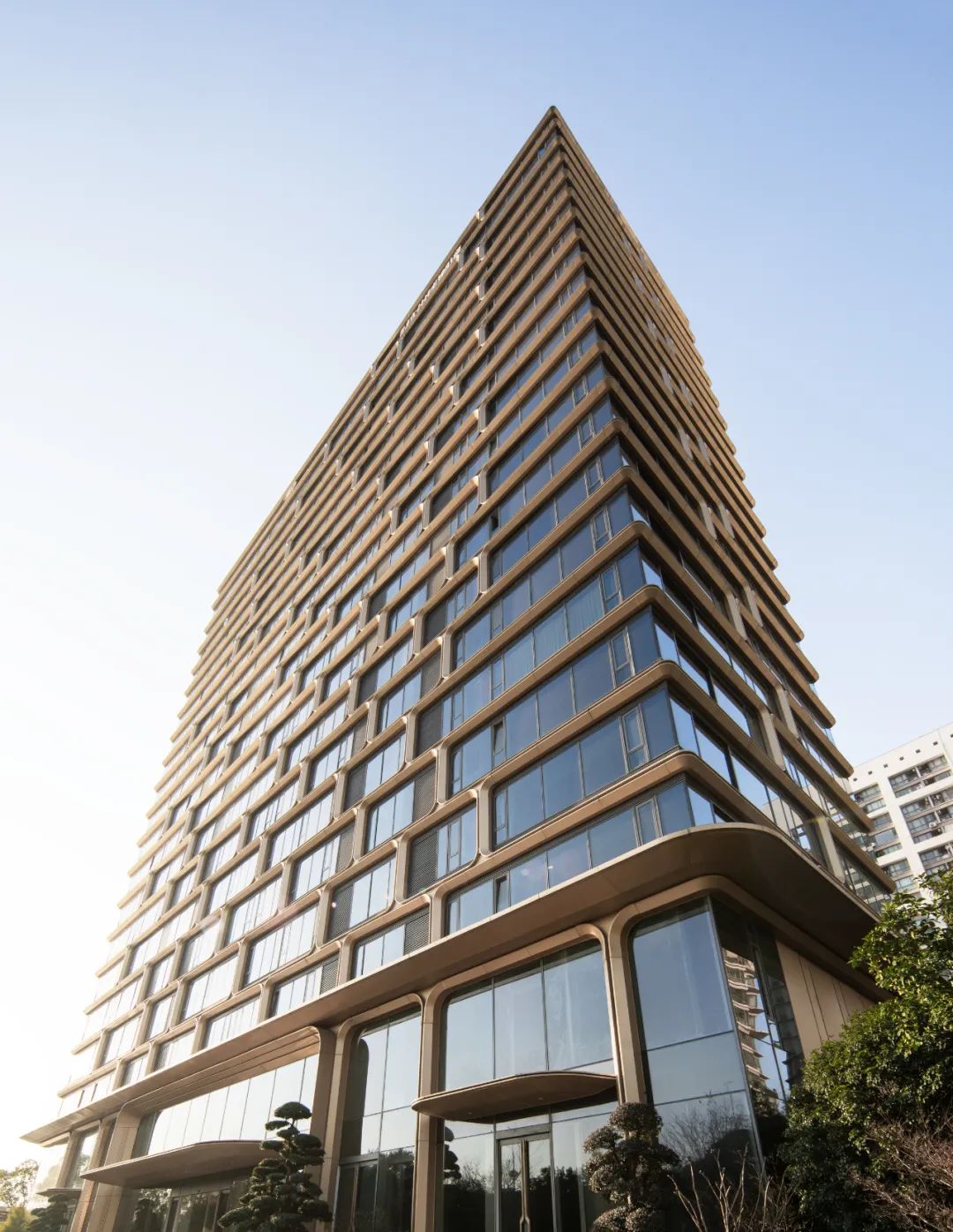line+在杭州钱江新城打造一线江景新地标「绿城·钱潮湾」
