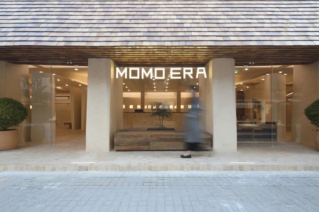 MOMO ERA STUDIO徐汇店 / 多么工作室