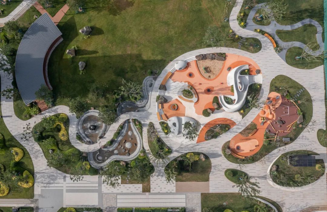 巨石公园·3D混凝土打印的儿童景观空间 / 喜随设计