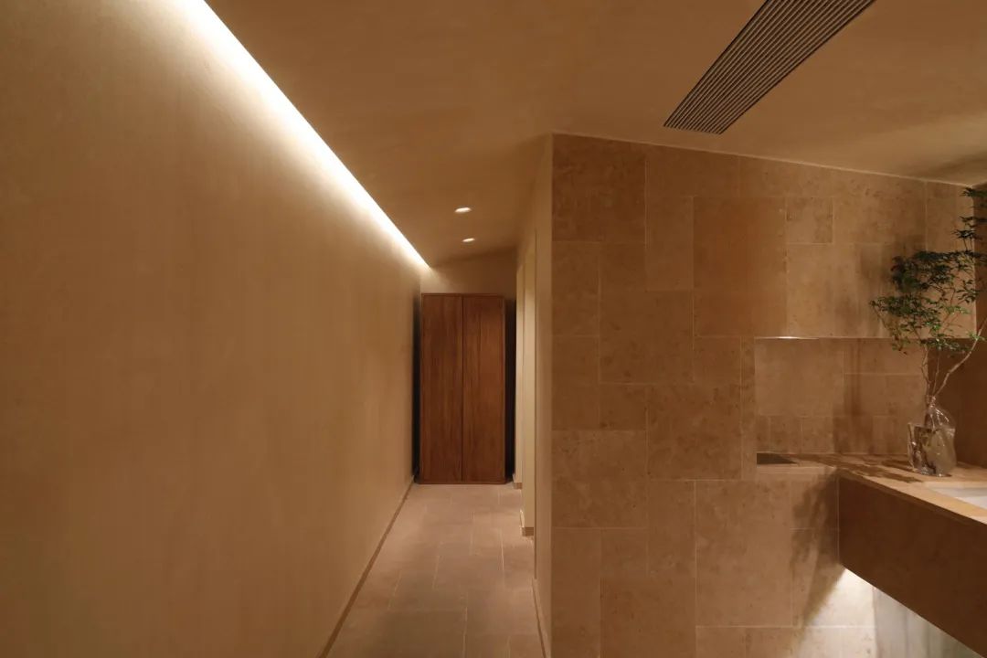MOMO ERA STUDIO徐汇店 / 多么工作室