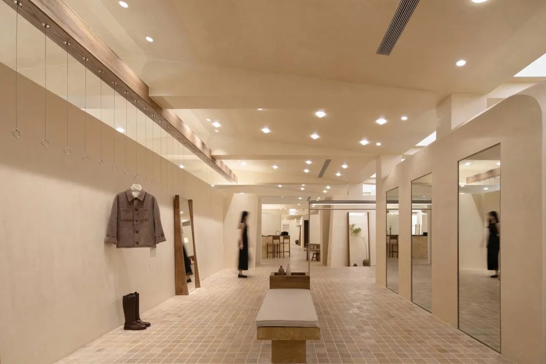 MOMO ERA STUDIO徐汇店 / 多么工作室