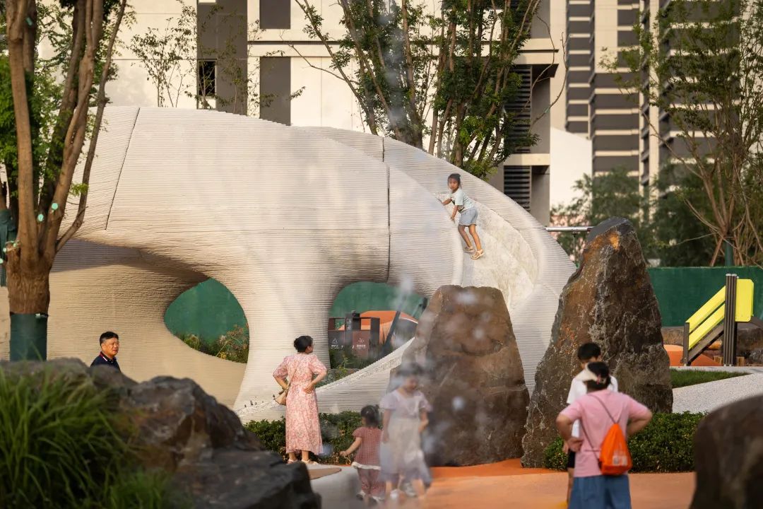 巨石公园·3D混凝土打印的儿童景观空间 / 喜随设计