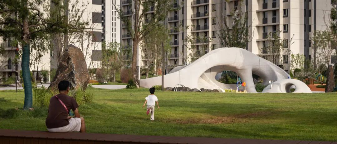 巨石公园·3D混凝土打印的儿童景观空间 / 喜随设计