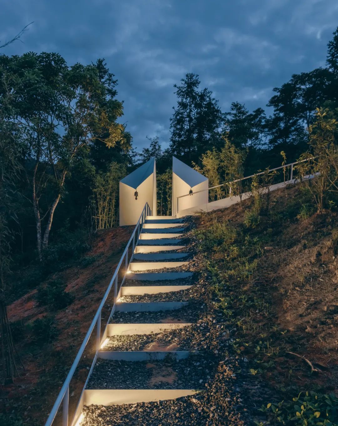 惠州半山云海驿站 / 青微舍+李怒
