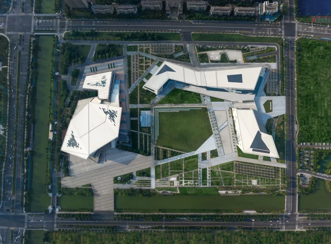 宿迁市宿豫文化公园（文化艺术活动中心） / 浙江省建筑设计研究院