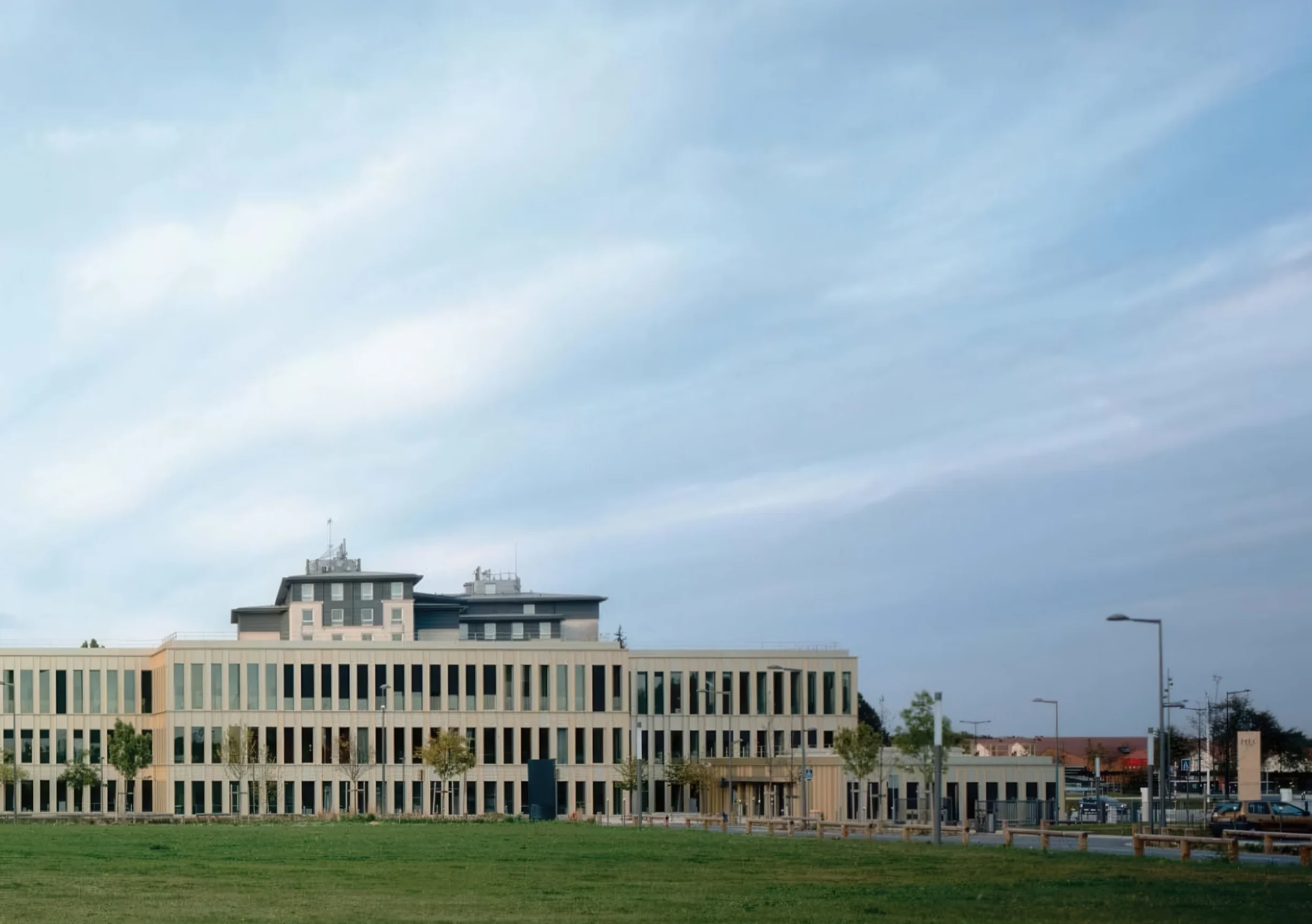 Hec Building HEC Paris MBA 大楼| 大卫·奇珀菲尔德建筑事务所|David Chipperfield - 建筑学院官方网站